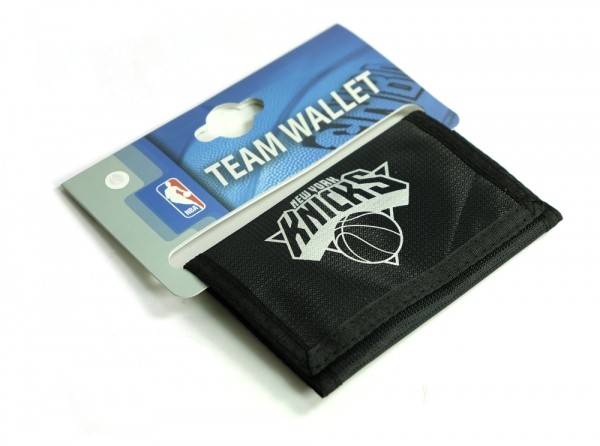 NBA Official New York Knicks Foil Print Wallet